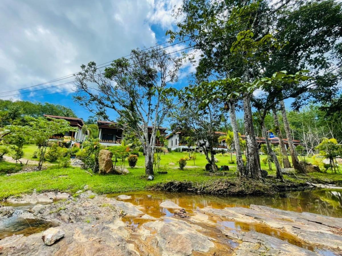 Phurin Thara Resort 란타섬 외부 사진