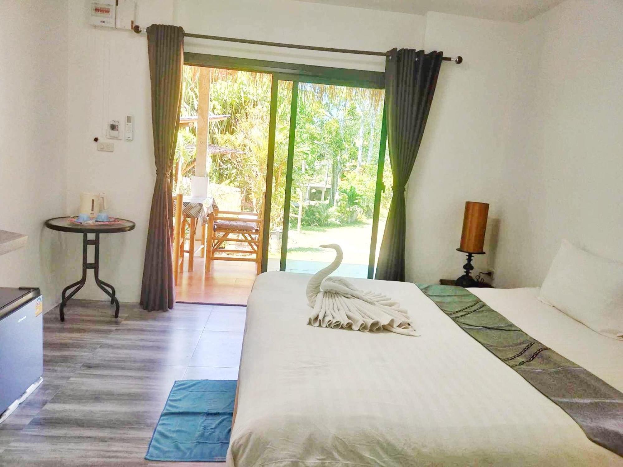 Phurin Thara Resort 란타섬 외부 사진