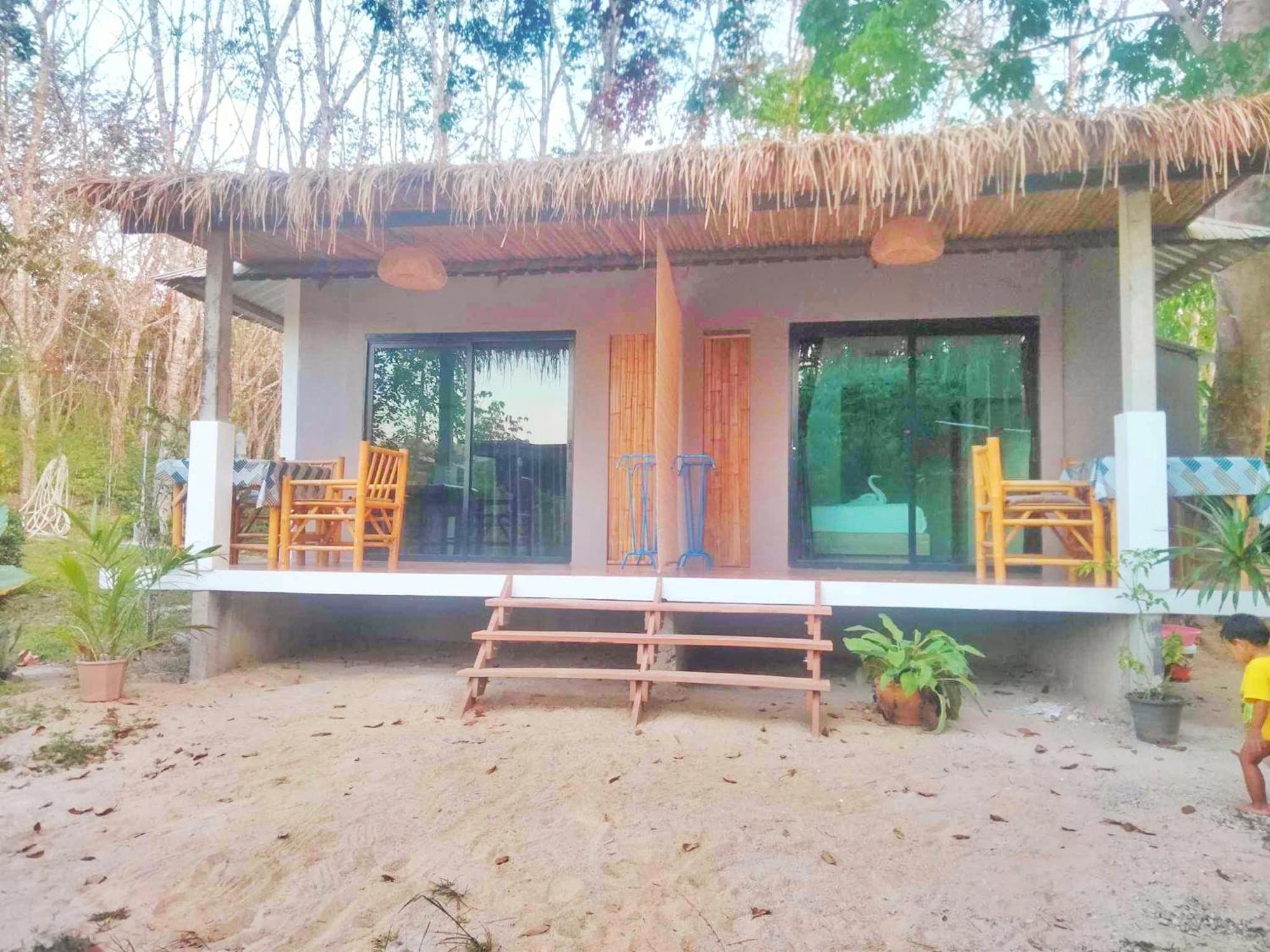 Phurin Thara Resort 란타섬 외부 사진